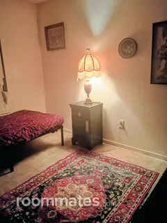 Room for rent in Bakersfield, CA $850, house