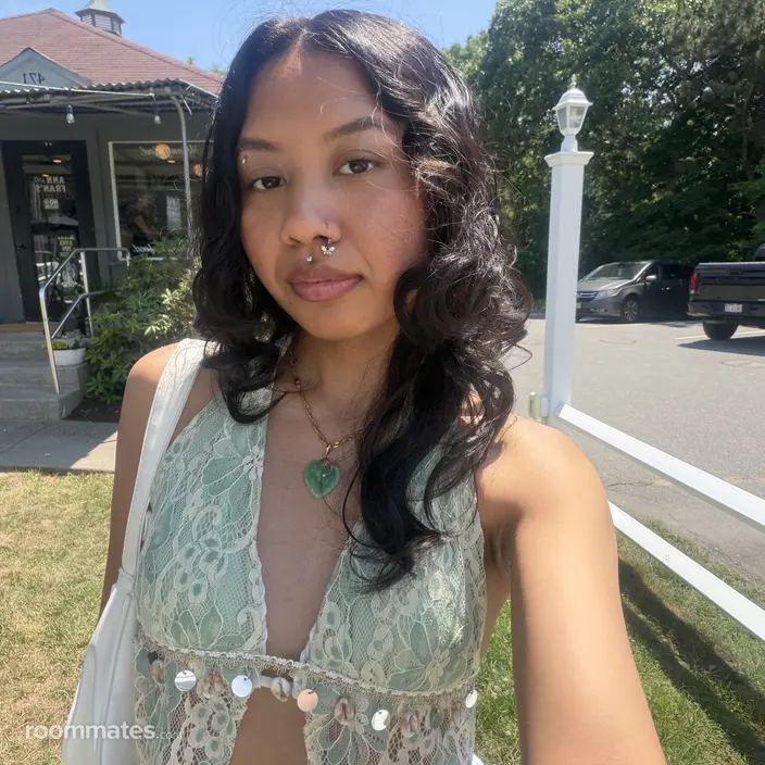 Roommate looking Burlington, MA, $2000
