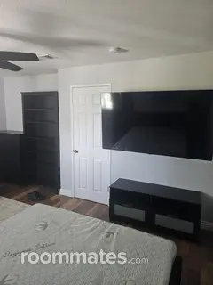 Room for rent in La Mirada, CA $1200, house