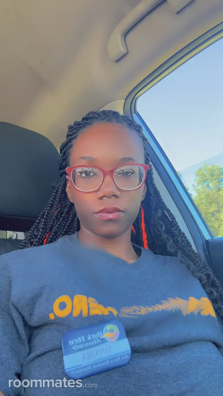 Profile photo 5 of 9
