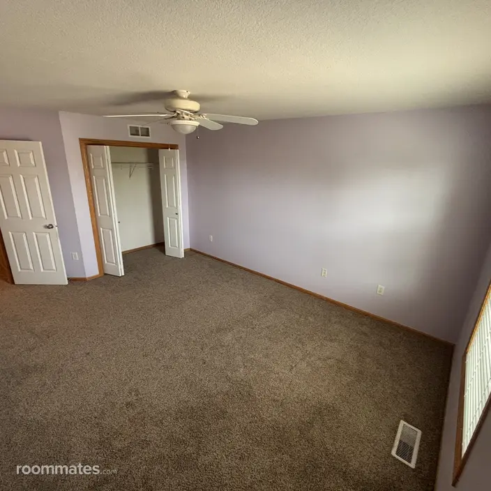 Room for rent in Ankeny, IA $700, house