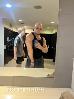 Roommate looking New York, NY, $2000