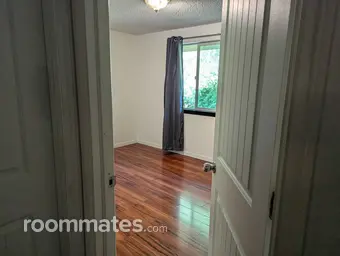 Room for rent in Redmond, WA $1050, house