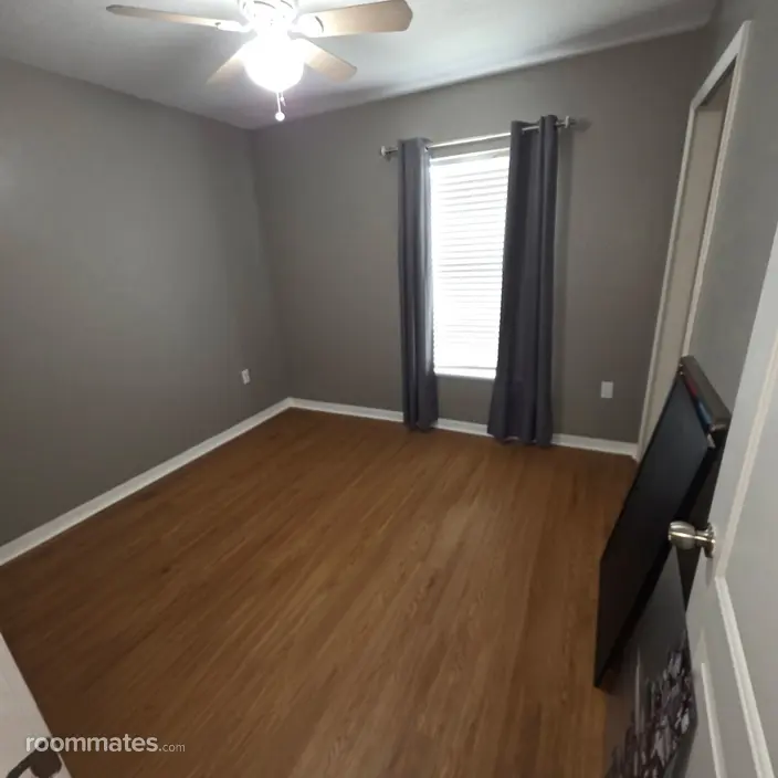Room for rent in Winter Haven, FL $900, house