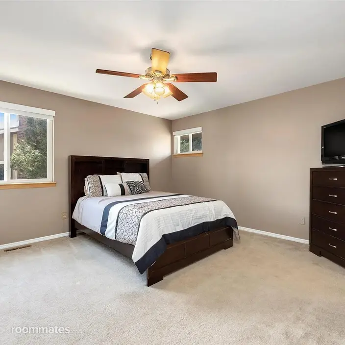 Room for rent in Aurora, CO $750, house