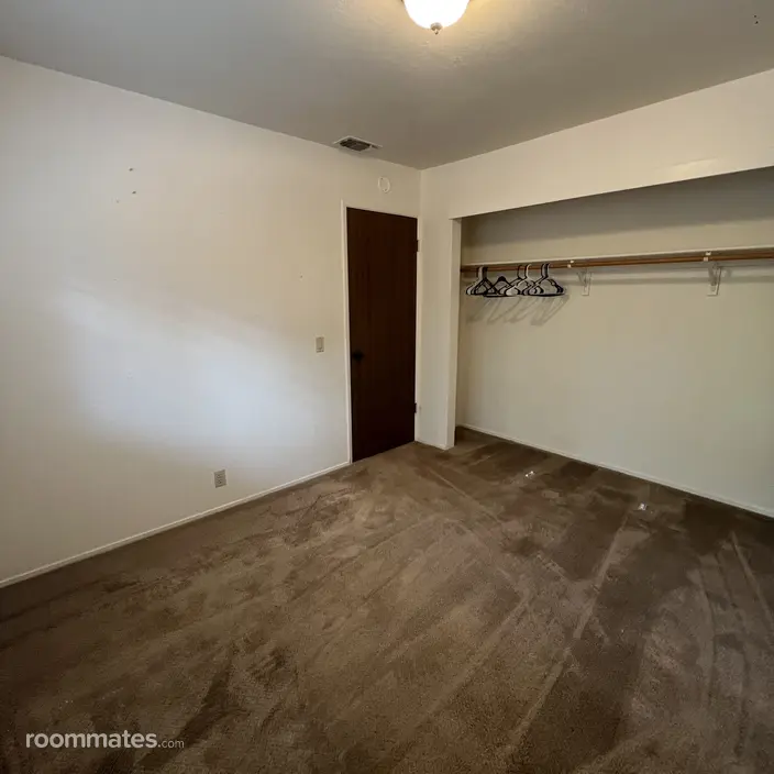 Room for rent in Citrus Heights, CA $850, house