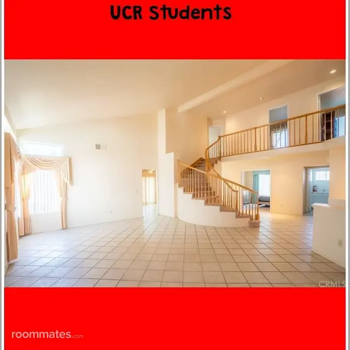 Room for rent in Riverside, CA $700, house