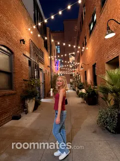 Roommate looking Glendale, CA, $1900