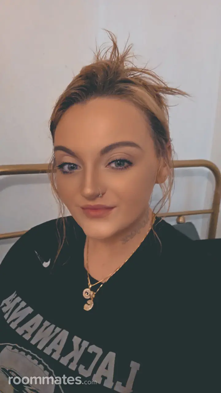 Profile photo 2 of 3