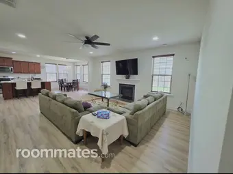 Room for rent in Wake Forest, NC $900, house