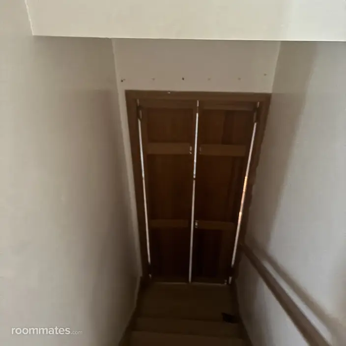 Room for rent in Newark, DE $1000, house