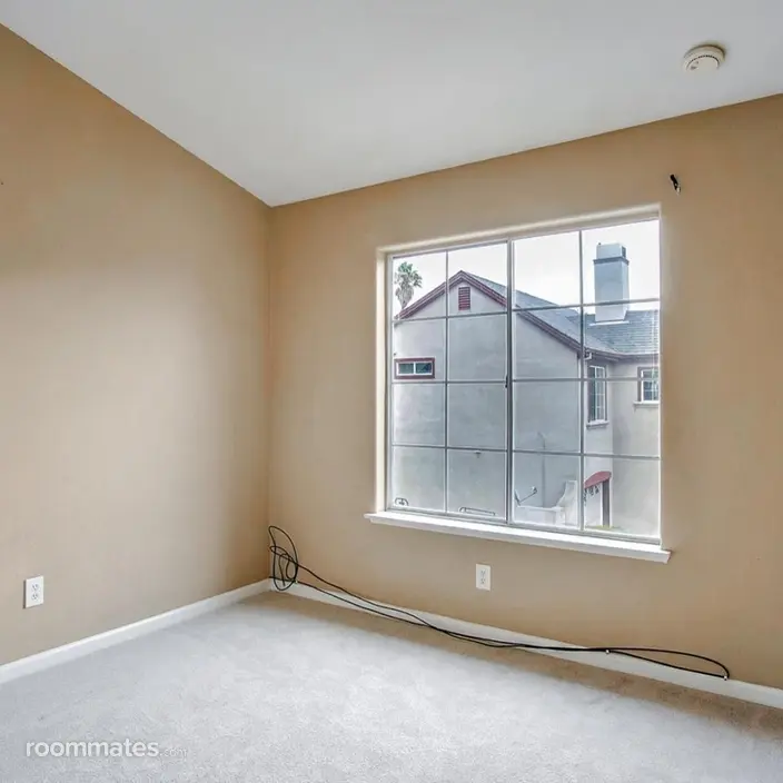 Room for rent in Hollister, CA $2000, house