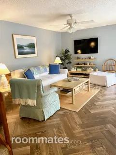 Room for rent in Palm Beach Gardens, FL $975, townhouse