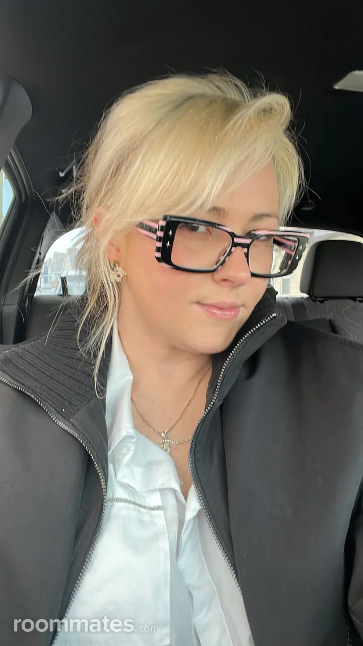 Profile photo 3 of 3