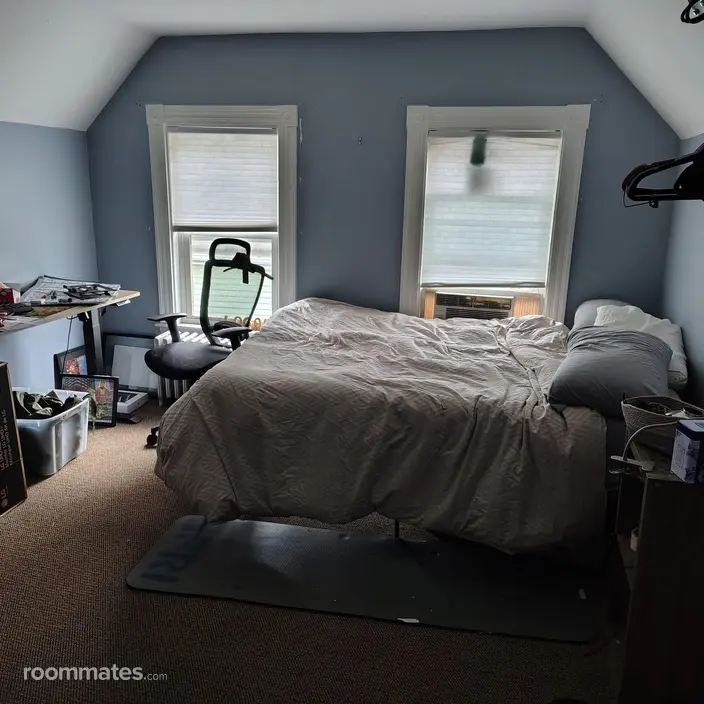 Room for rent in Somerville, MA $1050, house