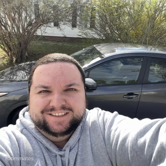 Roommate looking Concord, NH, $1500