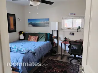 Room for rent in Sacramento, CA $975, house