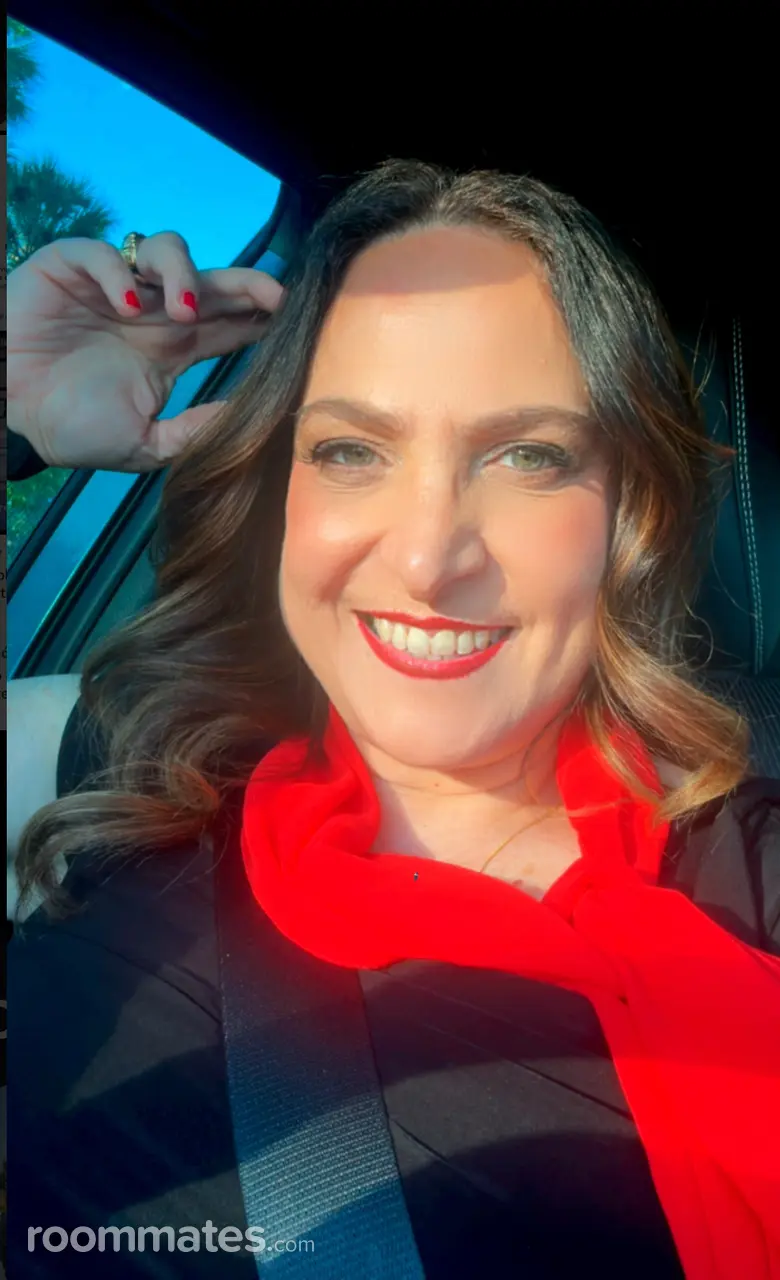 Profile photo 8 of 9