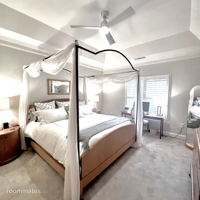 Room for rent in Charlotte, NC $750, condo
