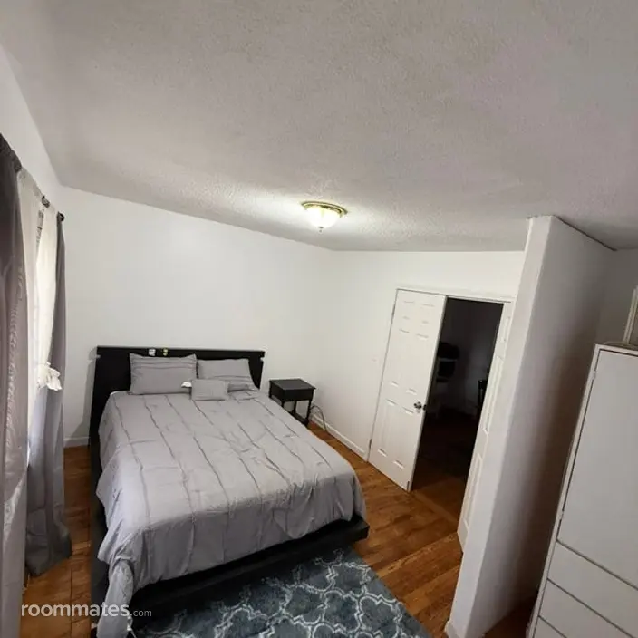 Room for rent in East Haven, CT $900, house