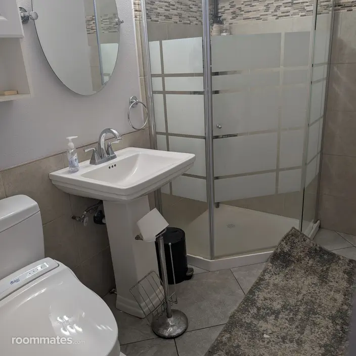 Room for rent in Longmont, CO $900, house