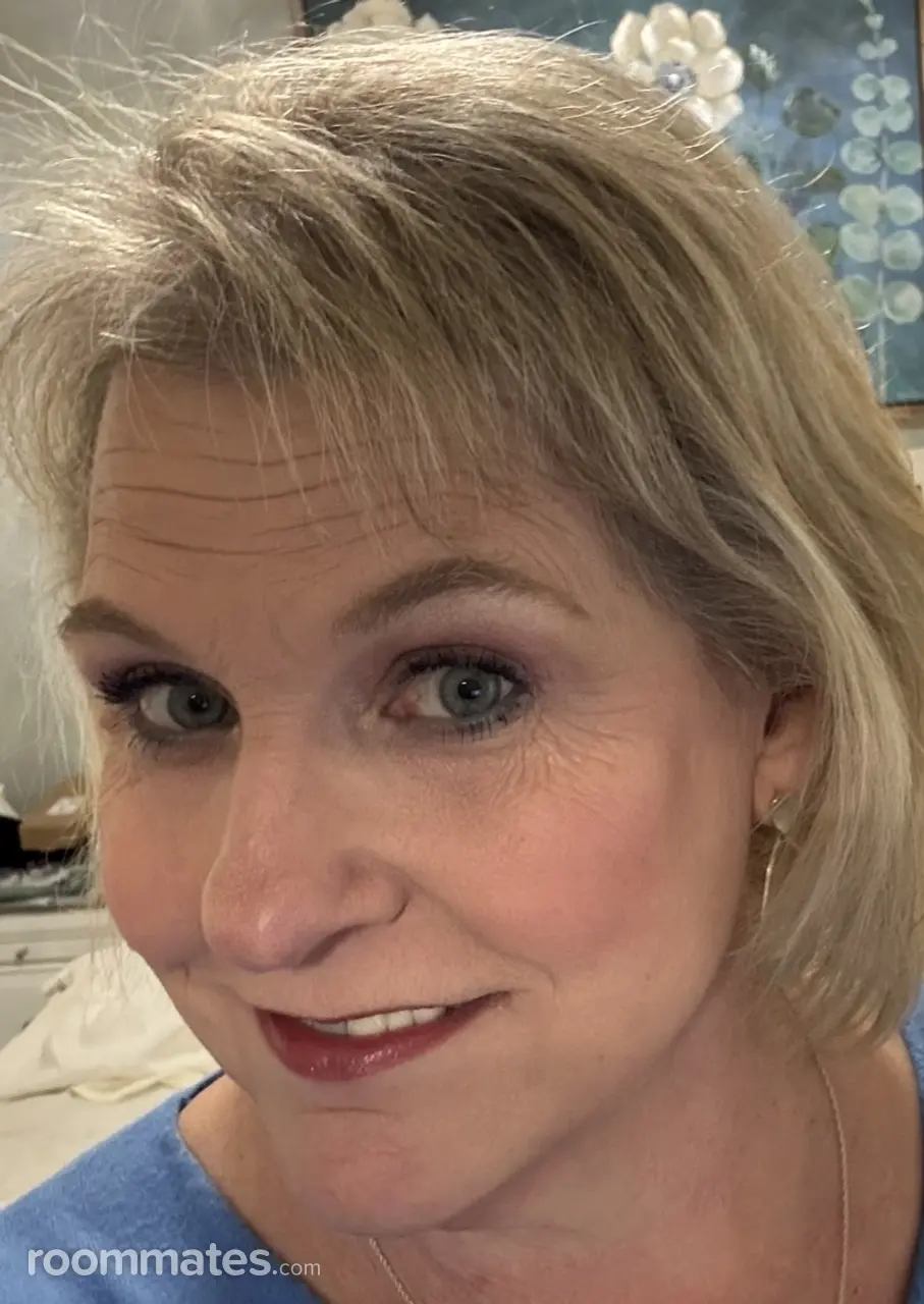 Profile photo 8 of 8