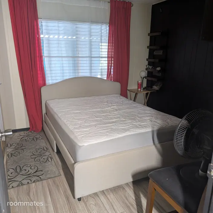 Room for rent in Las Vegas, NV $700, house