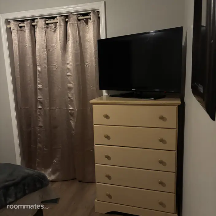 Room for rent in Warrenton, VA $800, house