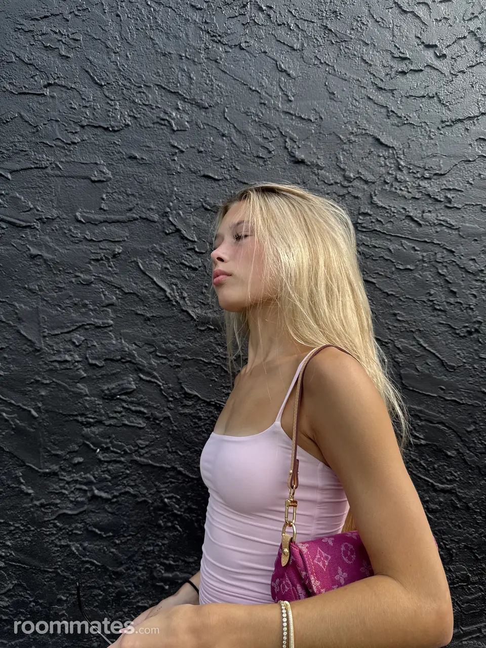 Profile photo 3 of 4
