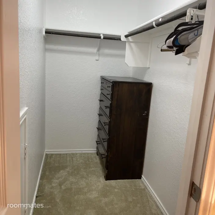 Room for rent in Leander, TX $950, house