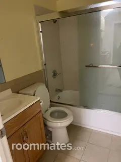 Room for rent in San Francisco, CA $1800, house