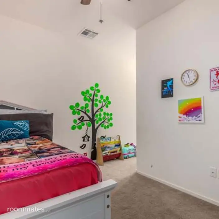 Room for rent in Phoenix, AZ $850, condo