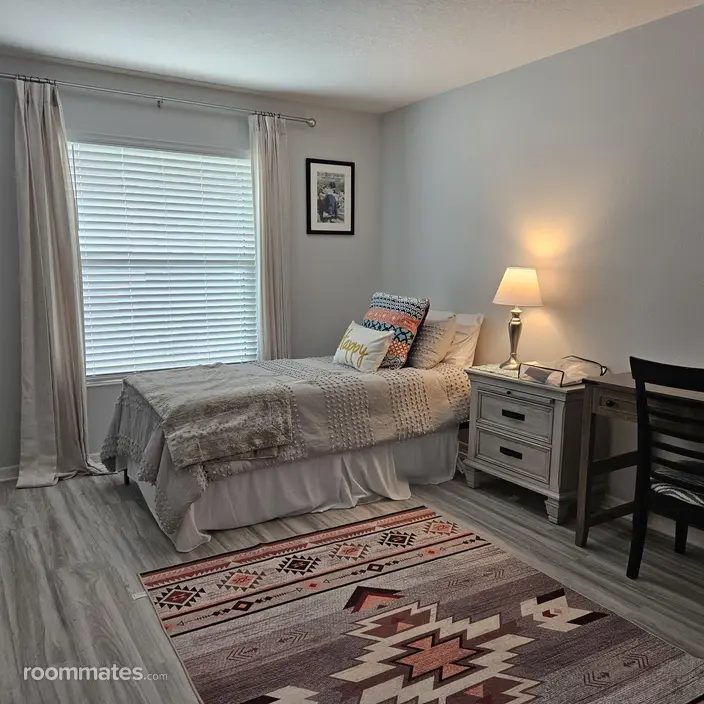 Room for rent in Sumterville, FL $1095, house