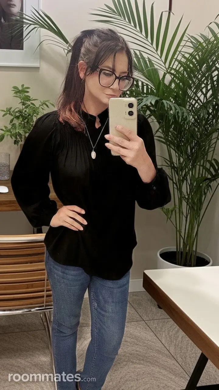 Profile photo 2 of 6