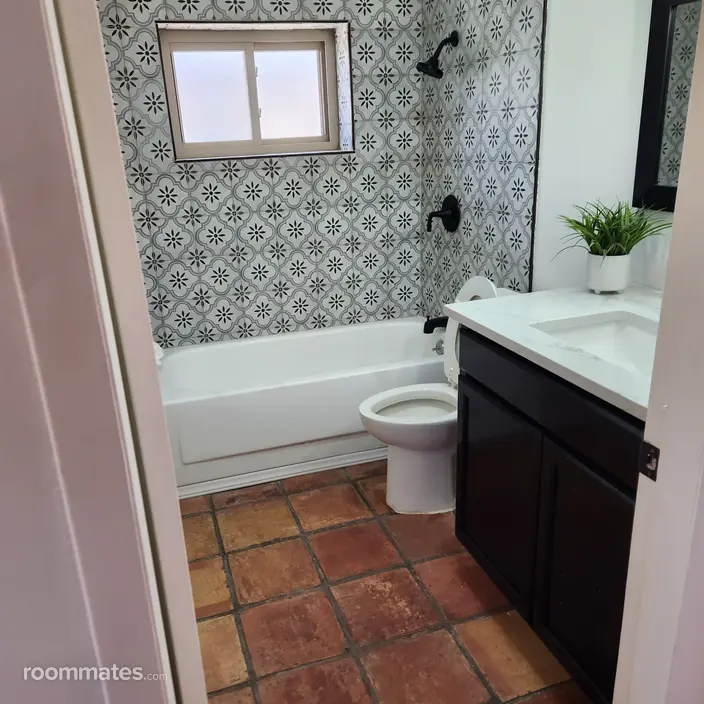 Room for rent in Las Cruces, NM $700, house