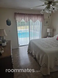 Room for rent in Spring Hill, FL $700, house