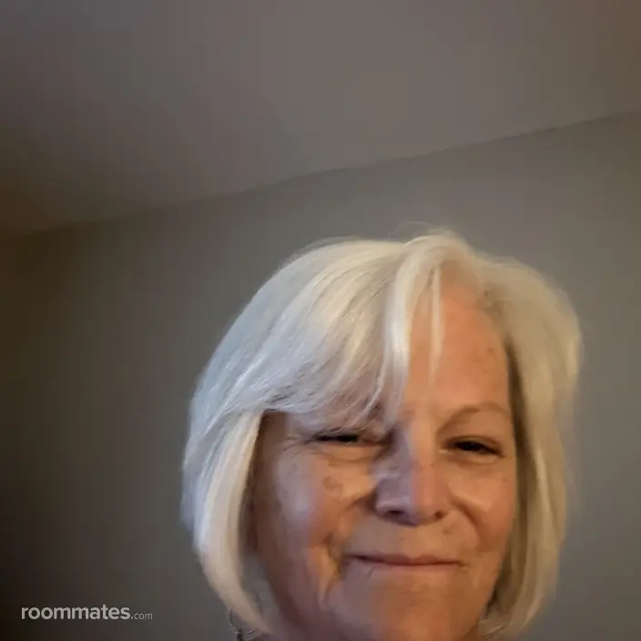 Roommate looking Mesa, AZ, $600