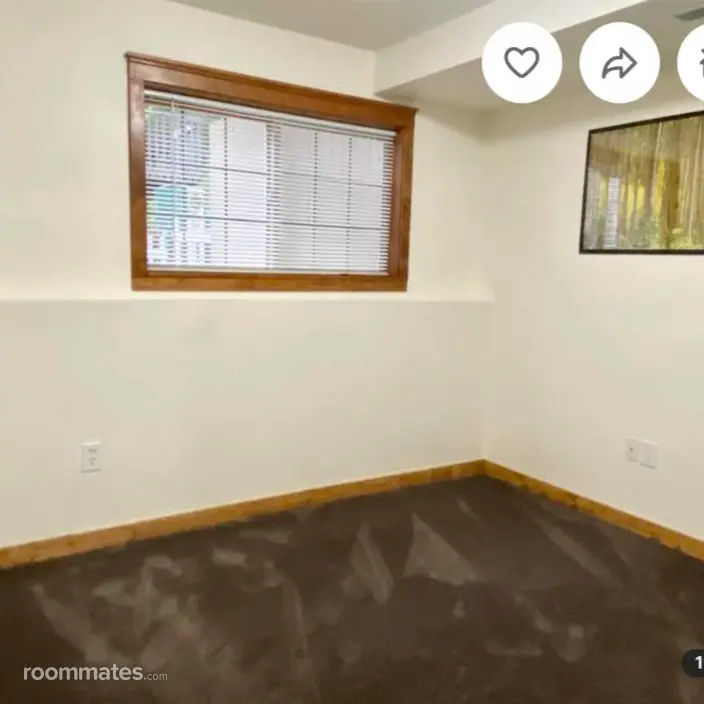 Room for rent in Spokane, WA $1000, house