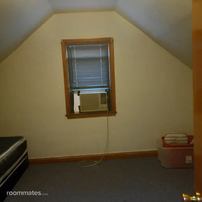 Room for rent in Baltimore, MD $600, house