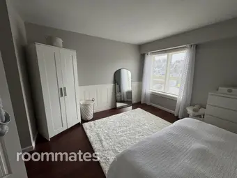 Room for rent in Derry, NH $1000, condo