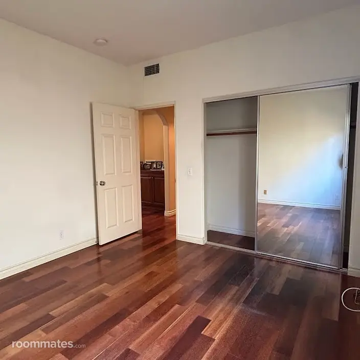 Room for rent in Porter Ranch, CA $1250, house