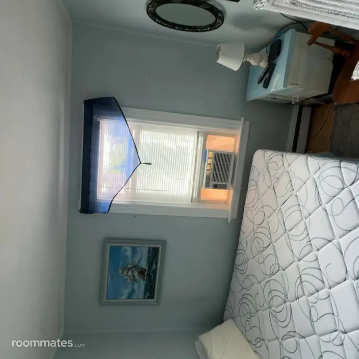 Room for rent in Newport, RI $775, house
