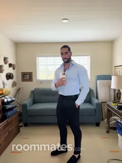 Roommate looking Costa Mesa CA, $1200