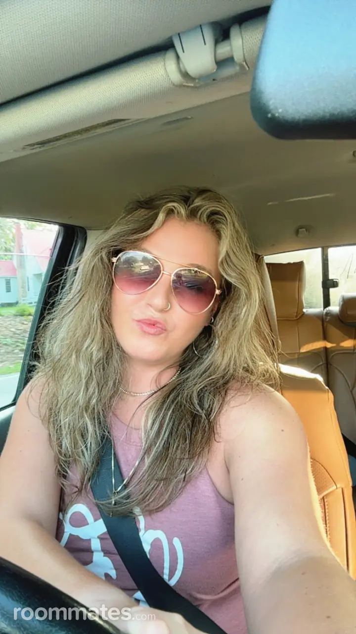 Profile photo 2 of 2