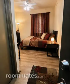 Room for rent in Tempe, AZ $805, house