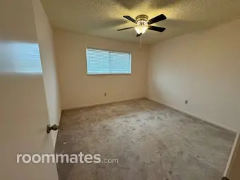 Room for rent in Stafford, TX $850, townhouse