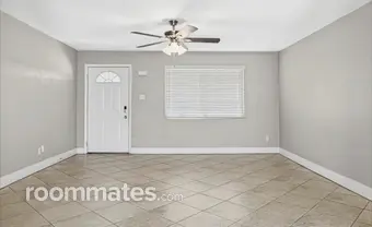 Room for rent in Tampa, FL $700, house
