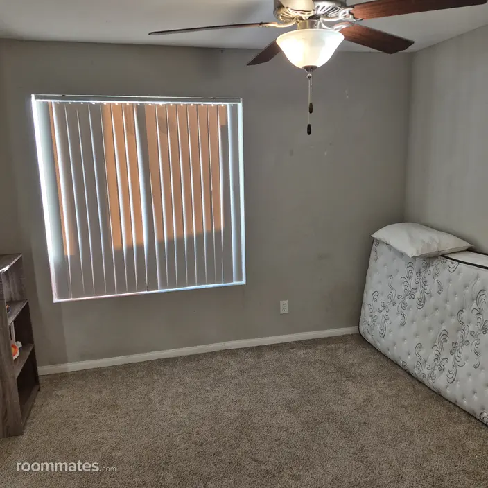 Room for rent in Oceanside, CA $1300, apartment