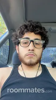 Roommate looking La Jolla, CA, $1000