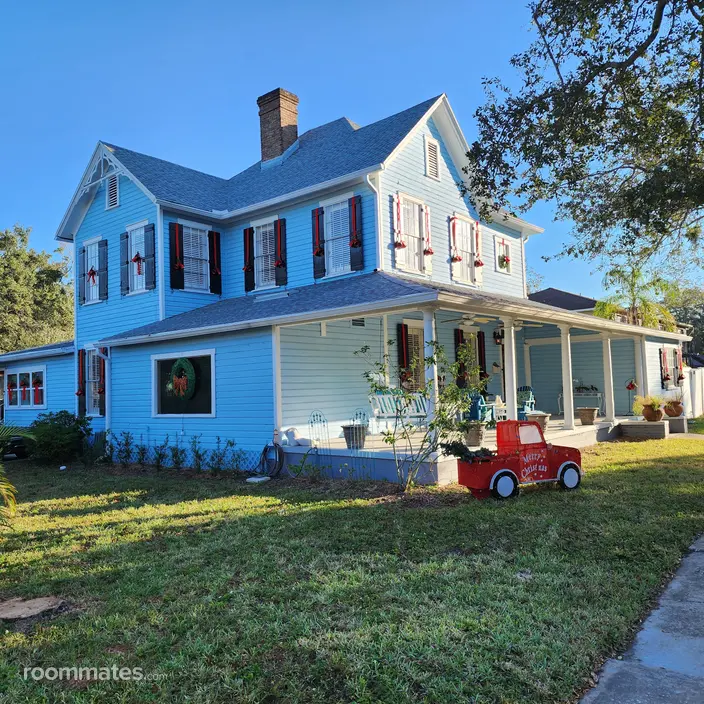 Room for rent in Tampa, FL $1100, house